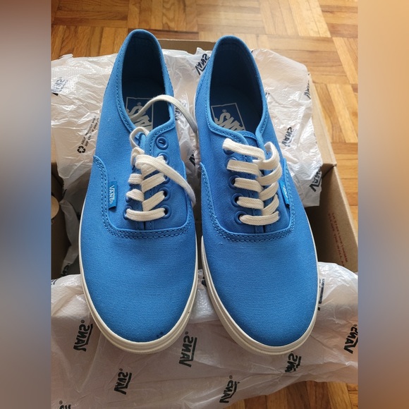 VANS Authentic Lo Pro - Picture 1 of 7